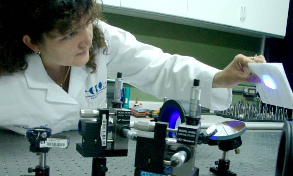 Amalia Martínez-García, Centro de Investigaciones en Óptica, Mexican Academy of Optics